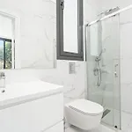 Villa By The Bay 19